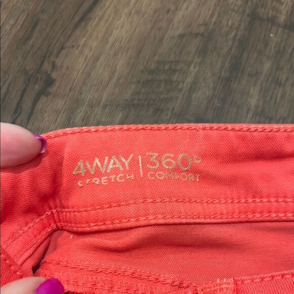 DL 1961 “Emma” Red 4 Way Stretch Legging Jeans, 26 - Picture 11 of 13